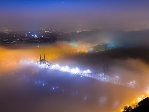 Превью обои мост, туман, ночной город, вид сверху, будапешт, венгрия