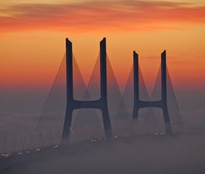 Превью обои мост, туман, свет, небо