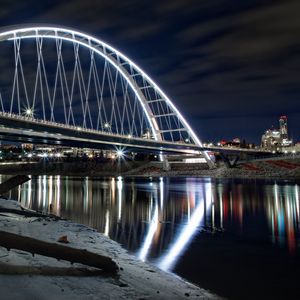 Превью обои мост, вода, подсветка, отражение, темный