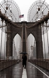 Превью обои мост, зонт, человек, силуэт, одинокий, конструкция