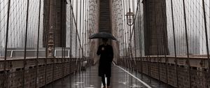 Превью обои мост, зонт, человек, силуэт, одинокий, конструкция