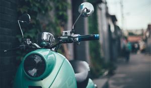 Превью обои мотороллер, мопед, vespa, ретро, мятный