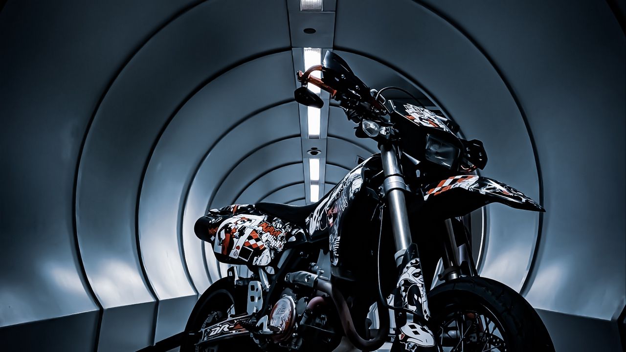 Обои мотоцикл, байк, черный, стикеры, тоннель