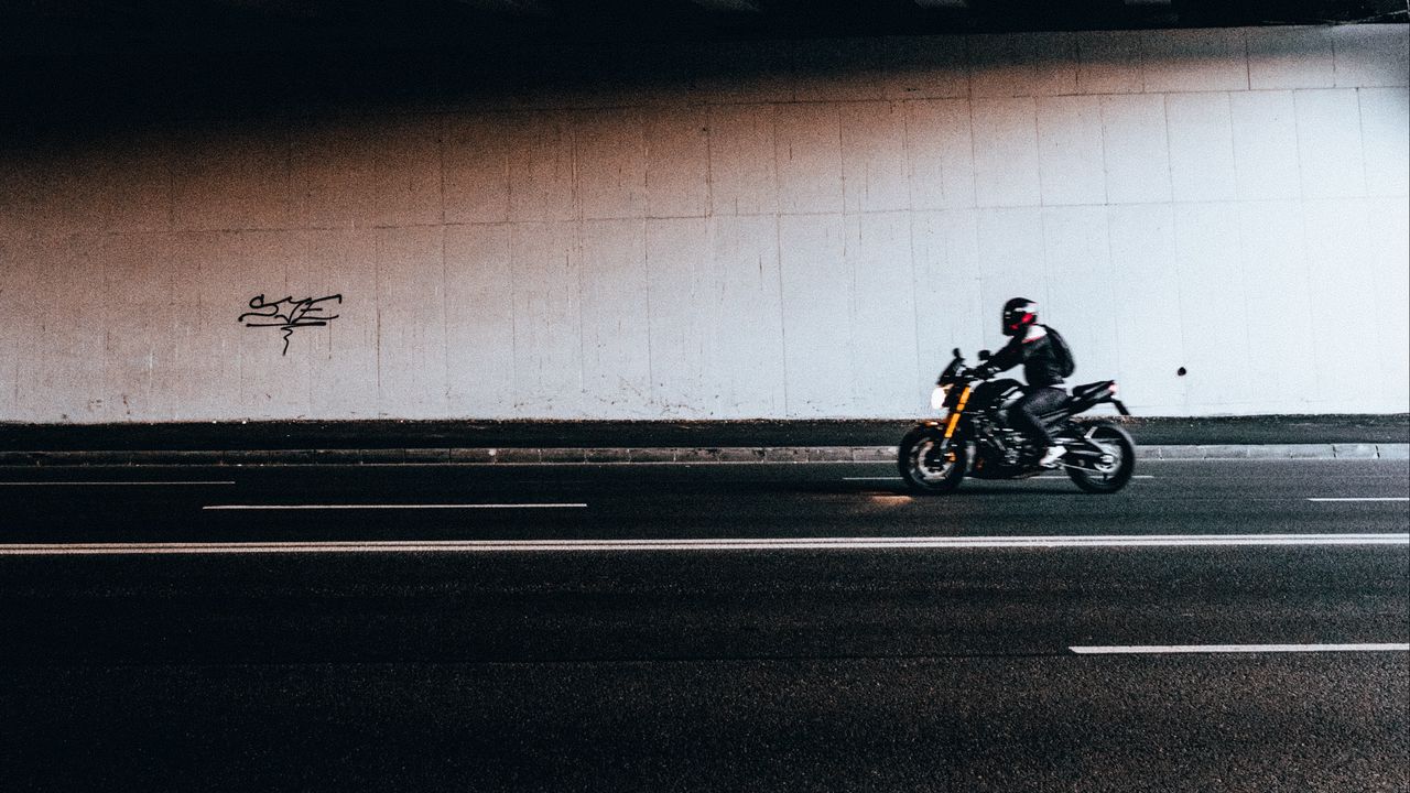 Обои мотоцикл, байк, мотоциклист, дорога, скорость