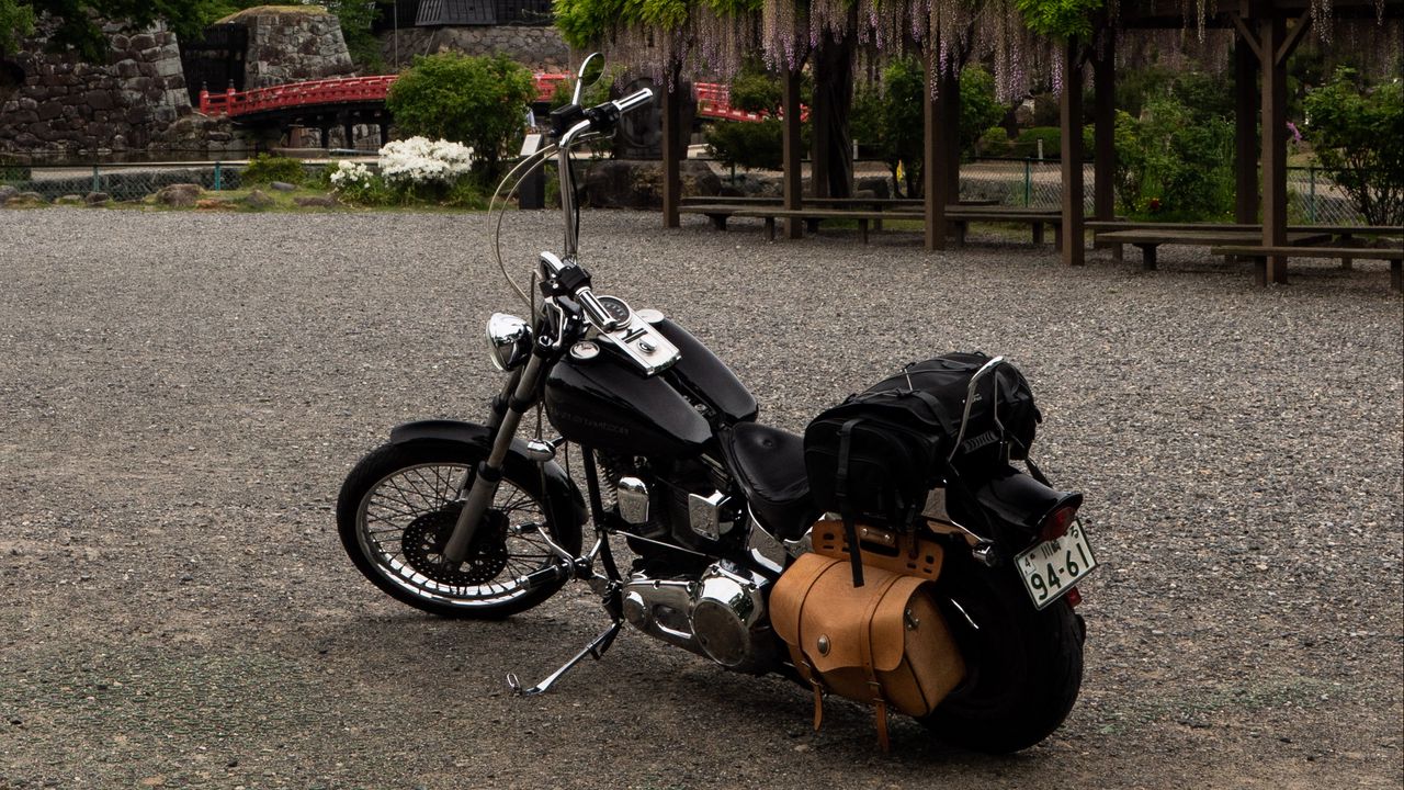 Обои мотоцикл, байк, пагода
