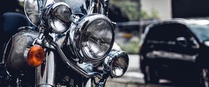Превью обои мотоцикл, фара, вид спереди
