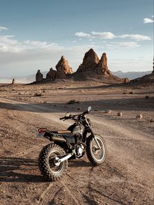 Превью обои мотоцикл, мотоспорт, пустыня, скалы