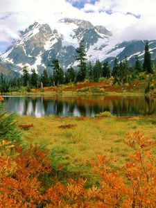 Превью обои mount shuksan, вашингтон, парк, озеро, гора, осень