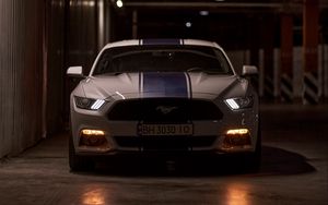 Превью обои mustang gt, mustang, спорткар, автомобиль, вид спереди, фары