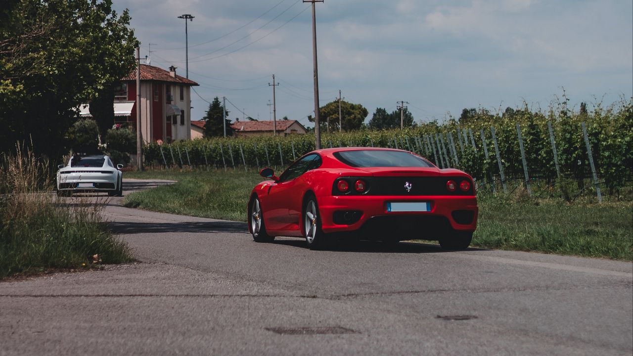 Обои mustang, машина, спорткар, вид сзади, красный