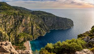 Превью обои мыс, море, скала, природа