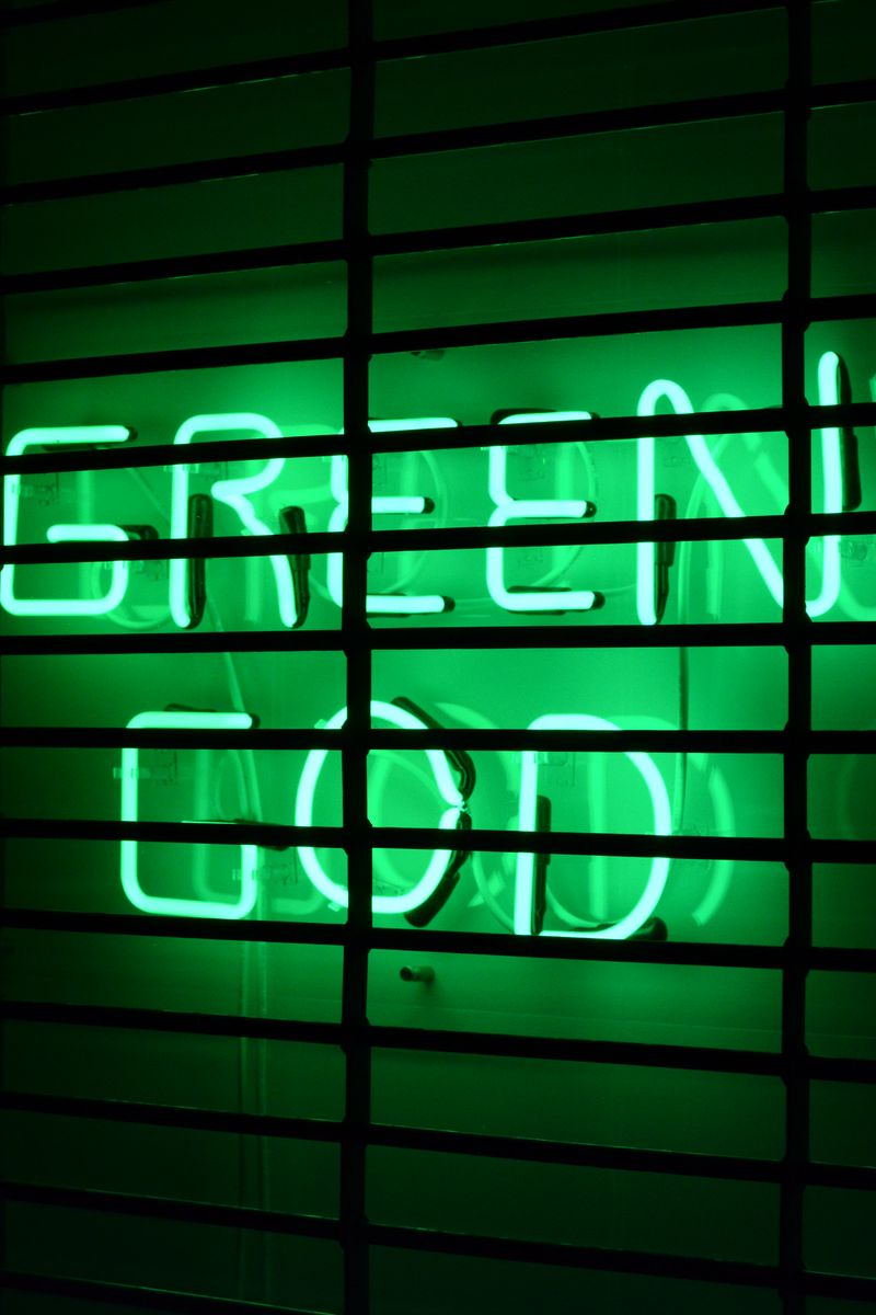 зеленые неоновые фото