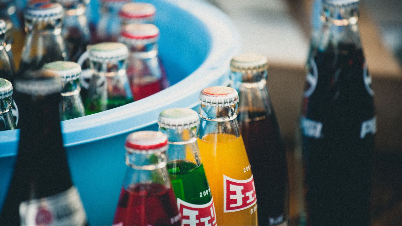 Обои напитки, газировка, бутылки