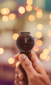 Превью обои наручные часы, рука, блики