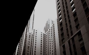 Превью обои небоскреб, архитектура, город, темный
