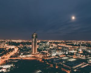 Превью обои небоскреб, строительство, здания, огни, ночь, город