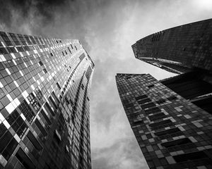 Превью обои небоскребы, здания, вид снизу, черно-белый