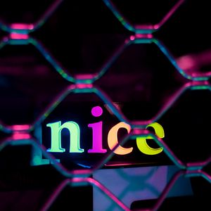 Превью обои неон, nice, текст, слово, свечение, разноцветный