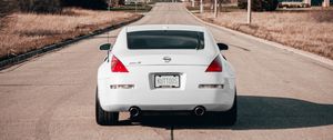 Превью обои nissan 350z, nissan, спорткар, вид сзади, белый