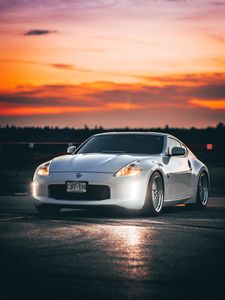 Превью обои nissan 350z, nissan, спорткар, автомобиль, фары, закат