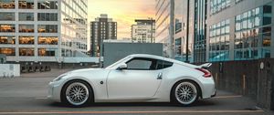 Превью обои nissan 370z, nissan, автомобиль, спорткар, вид сбоку, белый