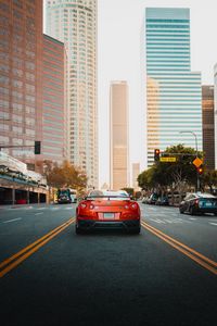 Превью обои nissan gt-r, nissan, автомобиль, красный, город, дорога