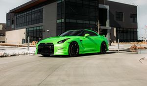 Превью обои nissan gt-r, nissan, автомобиль, зеленый, стоянка