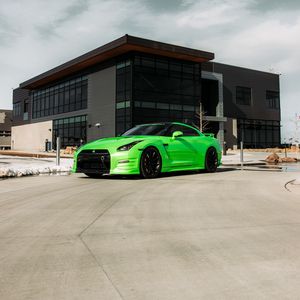 Превью обои nissan gt-r, nissan, автомобиль, зеленый, стоянка