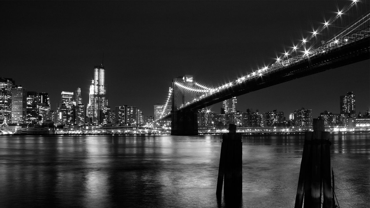 Обои нью-йорк, мост, здания, ночь, чб