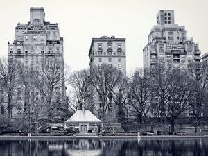 Превью обои нью-йорк, центральный парк, озеро, деревья, здания