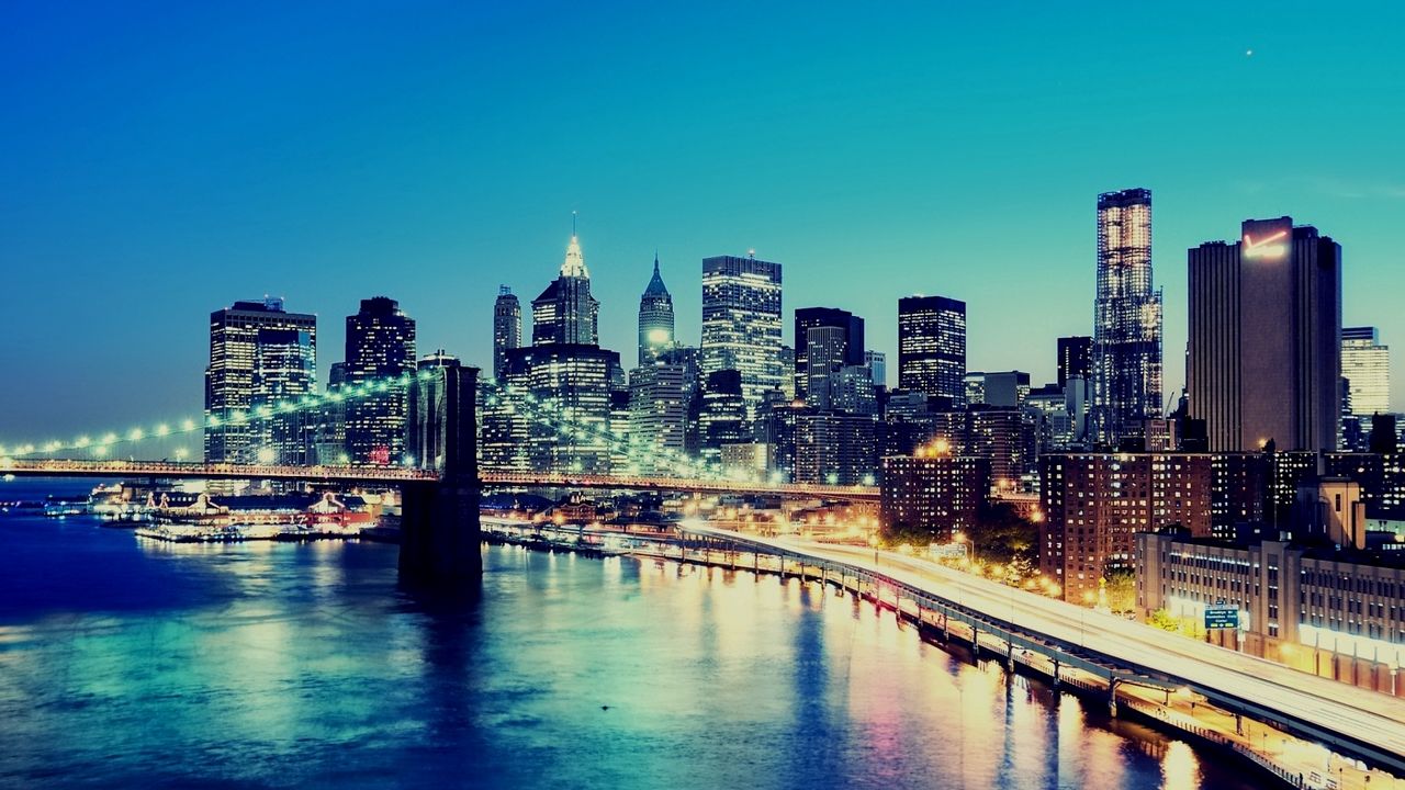 Обои ночь, город, огни, здания, небоскребы, нью-йорк, нижний манхэттен, сооружение, мост