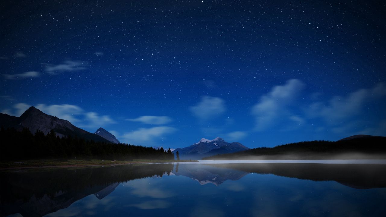 Обои ночь, озеро, звезды, водная гладь, туман