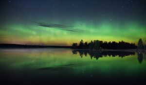 Превью обои ночь, зеленый, звездное небо, река