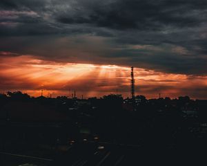 Превью обои ночной город, облака, ночь, тучи, пасмурно, индонезия