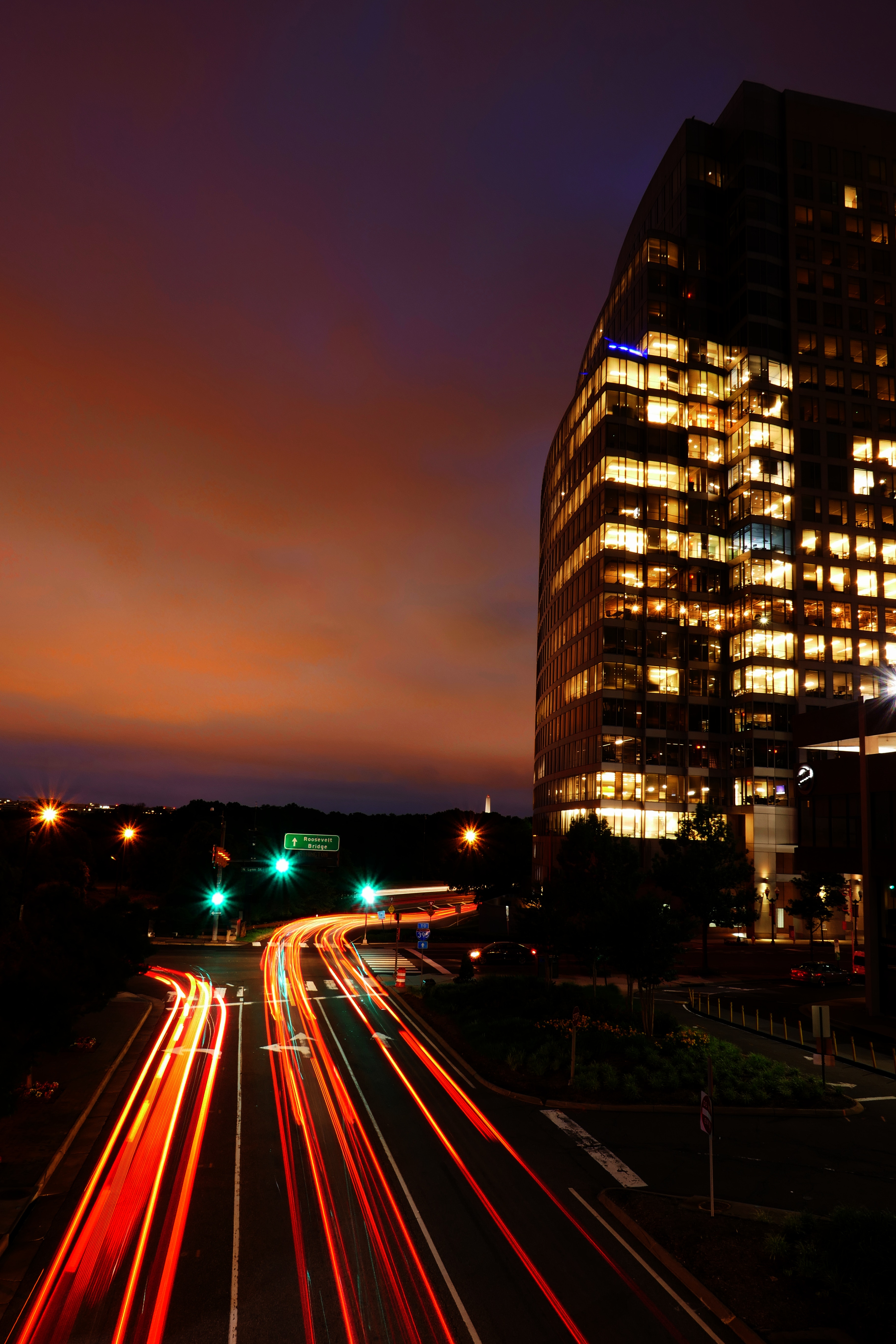 Дорога в городе. Город ночью. Дорога ночью. Картинка ночь в городе. Пустая ночная улица.