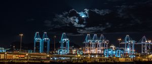 Превью обои ночной город, порт, огни, луна, ночь