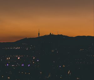 Превью обои ночной город, вид сверху, ночь, огни города, горизонт, небо
