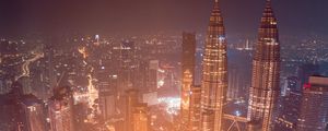 Превью обои ночной город, вид сверху, огни города, небоскребы, архитектура, куала лумпур, малайзия