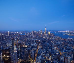 Превью обои ночной город, здания, огни, небоскребы, ночь, побережье