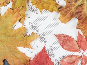 Превью обои ноты, буквы, листья, осень