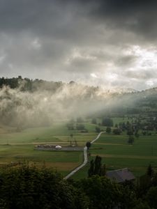 Превью обои облака, холмы, лес, природа, дома