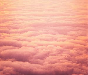 Превью обои облака, красиво, небо, закат, розовый