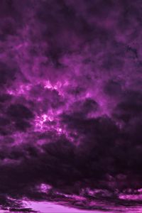 Превью обои облака, небо, фиолетовый, густой, темный