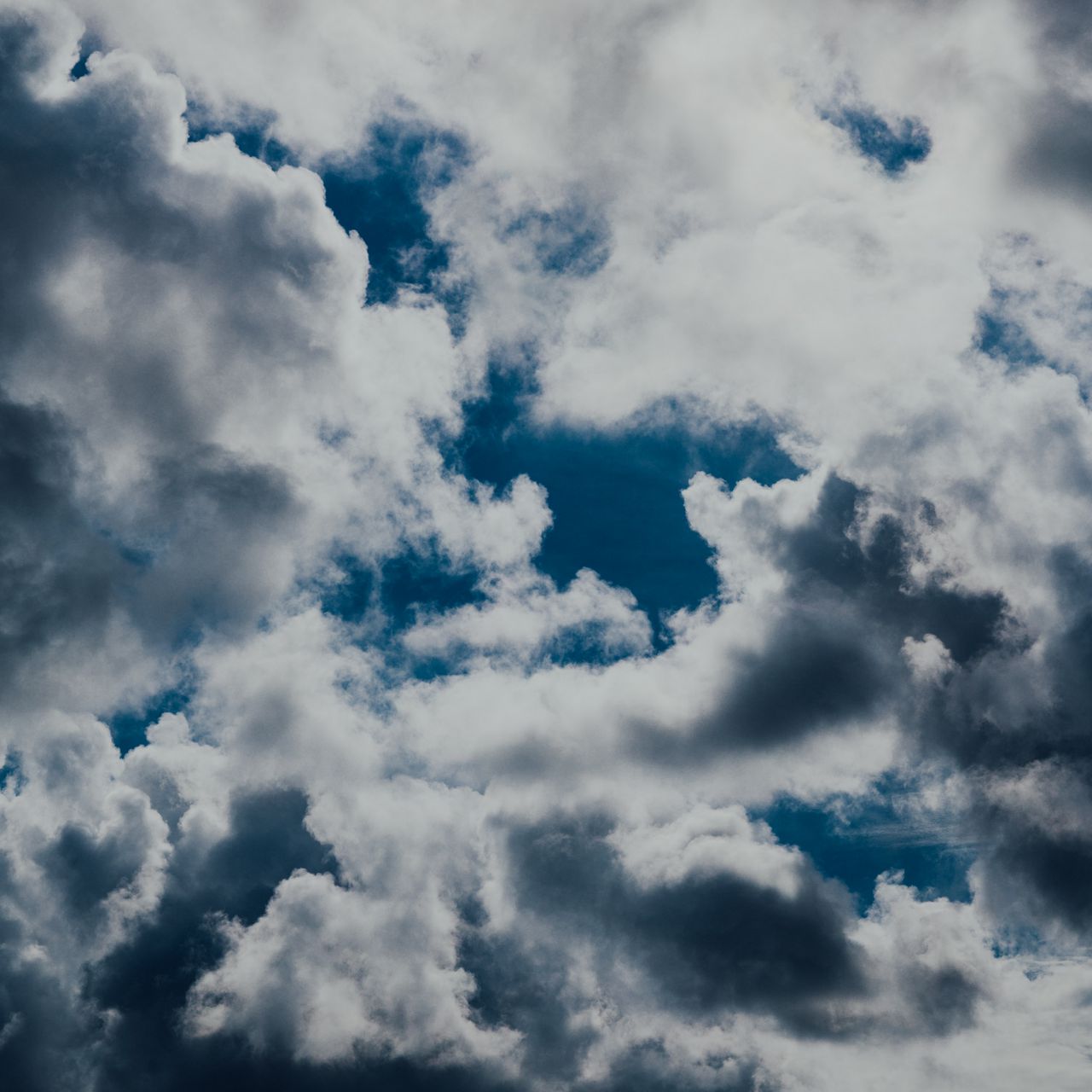 Cloud desktops. Обои облака. Небо малооблачное. Плывущие облака 1955. Небо облака Россия.