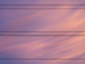 Превью обои облака, небо, провода, полосы, закат, фиолетовый, минимализм