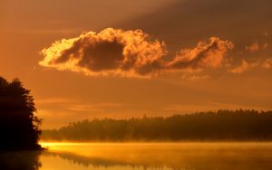 Превью обои облака, утро, рассвет, озеро, деревья, туман