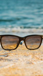 Превью обои очки, песок, пляж, лето