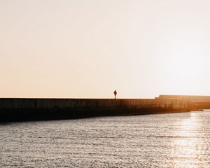 Превью обои одиночество, одинокий, силуэт, пирс, море