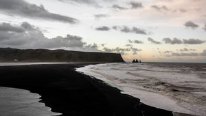 Превью обои океан, пляж, берег, черный песок, исландия
