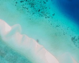 Превью обои океан, вид сверху, вода, тропики, песок, пляж